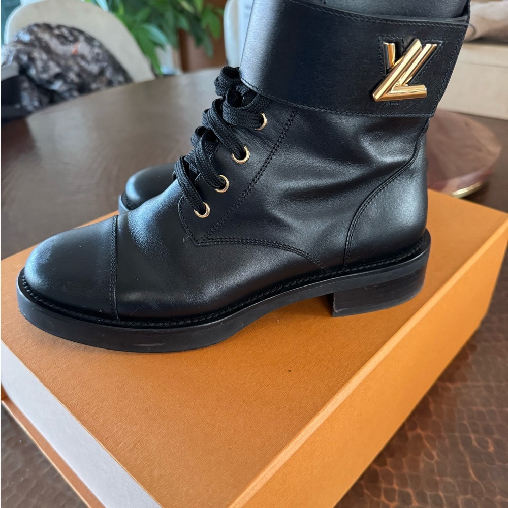 Louis Vuitton Black Lace-Up Leather Combat Boots